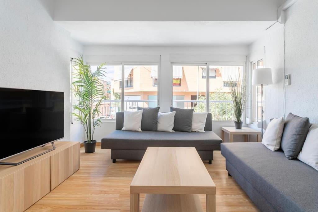 Encantador Apartamento De 3 Habitaciones Con Balcon لقنت المظهر الخارجي الصورة