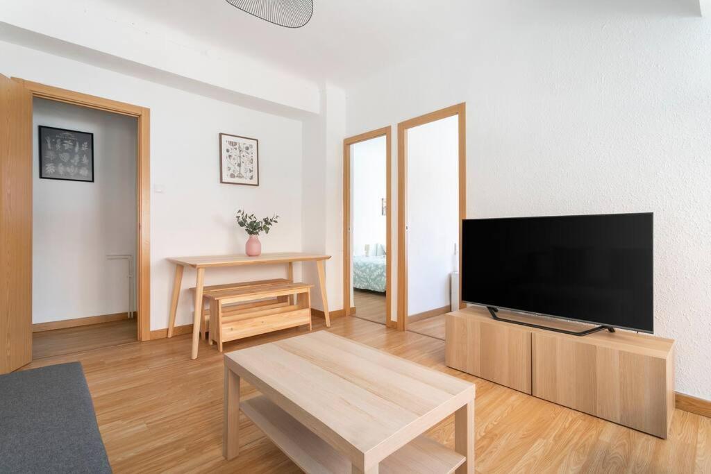 Encantador Apartamento De 3 Habitaciones Con Balcon لقنت المظهر الخارجي الصورة