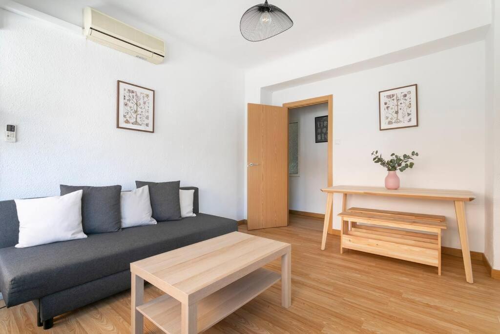 Encantador Apartamento De 3 Habitaciones Con Balcon لقنت المظهر الخارجي الصورة